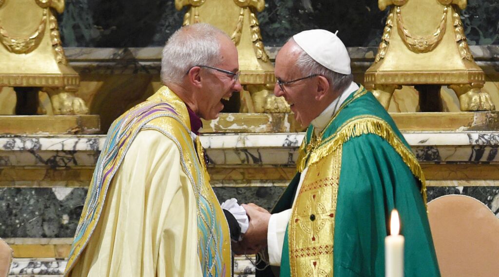 Archbishop of Canterbury Prays With Pope for First Time in 500 Years