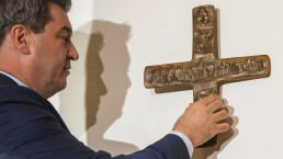 The Return of the Cross in Bavaria