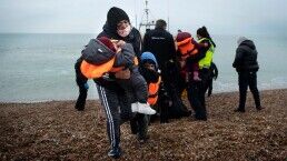 Record Number of Migrants Reach Britain